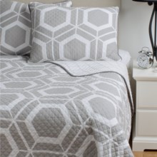 35%OFF キルトとキルトセット アイビーヒルホーム太字ジオリバーシブルキルトセット - フル/クイーン Ivy Hill Home Bold Geo Reversible Quilt Set - Full/Queen画像